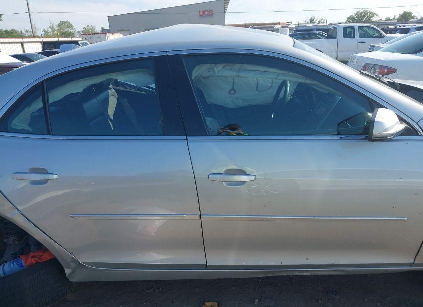Photo 14 of 2014 Chevrolet Malibu 1LT (VIN 1G11C5SL3EF198618)