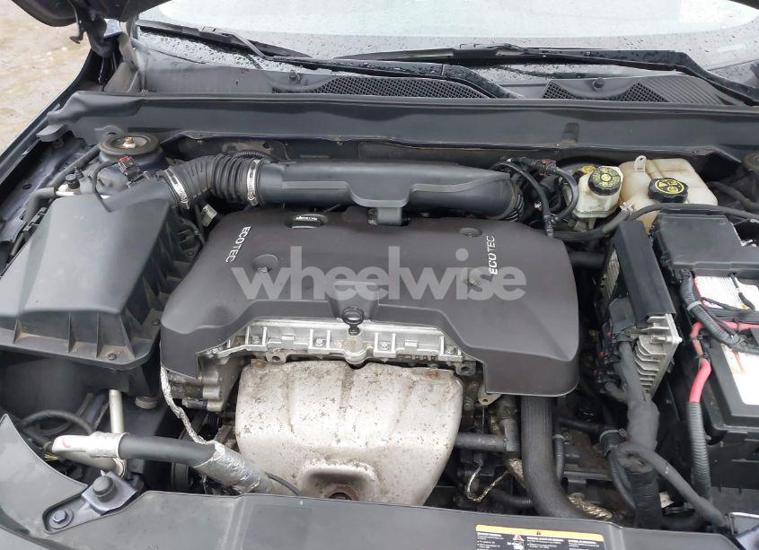Photo 10 of 2014 Chevrolet Malibu 1LT (VIN 1G11C5SL3EF270322)