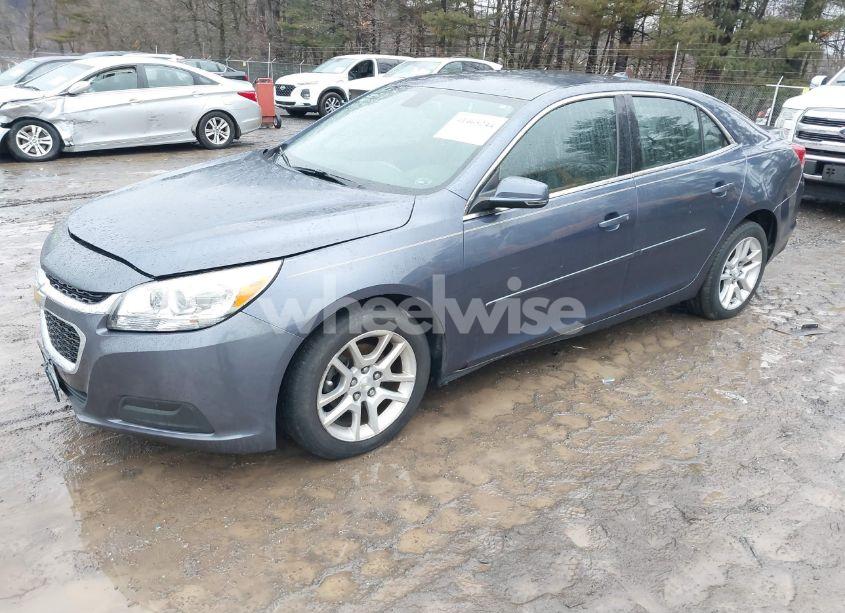 Photo 2 of 2014 Chevrolet Malibu 1LT (VIN 1G11C5SL3EF270322)