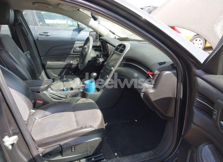 Photo 5 of 2014 Chevrolet Malibu 1LT (VIN 1G11C5SL3EF275777)