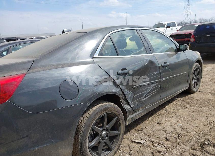 Photo 6 of 2014 Chevrolet Malibu 1LT (VIN 1G11C5SL3EF275777)