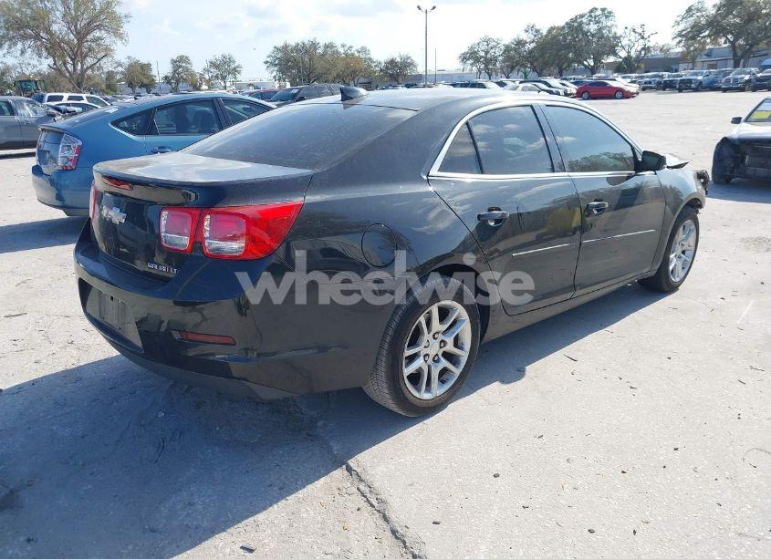 Photo 4 of 2015 Chevrolet Malibu 1LT (VIN 1G11C5SL3FF101144)