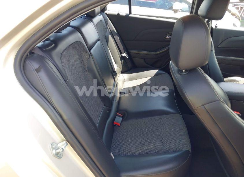 Photo 8 of 2015 Chevrolet Malibu 1LT (VIN 1G11C5SL3FF112371)