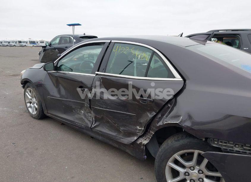 Photo 6 of 2015 Chevrolet Malibu 1LT (VIN 1G11C5SL3FF137870)