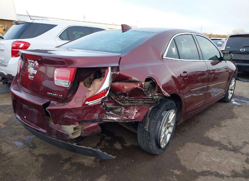 Photo 4 of 2015 Chevrolet Malibu 1LT (VIN 1G11C5SL3FF139523)