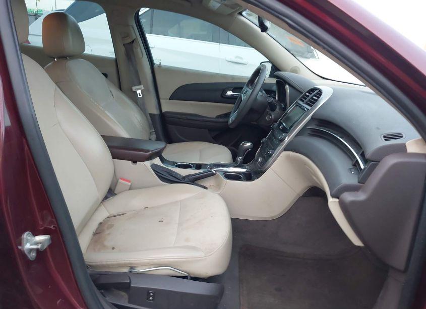Photo 5 of 2015 Chevrolet Malibu 1LT (VIN 1G11C5SL3FF139523)