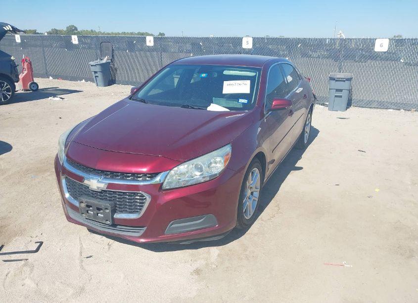 Photo 2 of 2015 Chevrolet Malibu 1LT (VIN 1G11C5SL3FF147489)