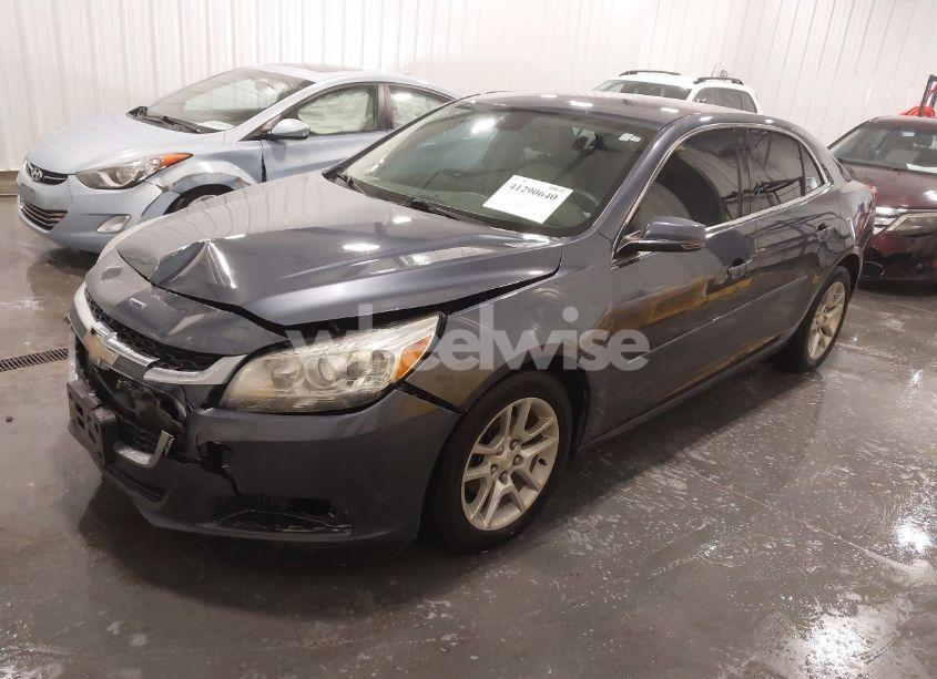 Photo 2 of 2015 Chevrolet Malibu 1LT (VIN 1G11C5SL3FF161196)