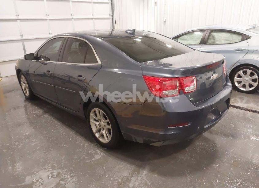 Photo 3 of 2015 Chevrolet Malibu 1LT (VIN 1G11C5SL3FF161196)