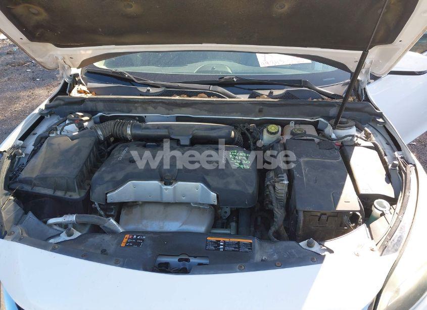 Photo 10 of 2015 Chevrolet Malibu 1LT (VIN 1G11C5SL3FF168875)
