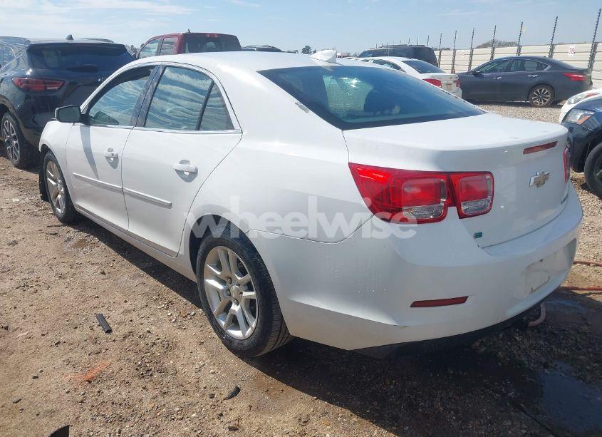 Photo 3 of 2015 Chevrolet Malibu 1LT (VIN 1G11C5SL3FF175177)