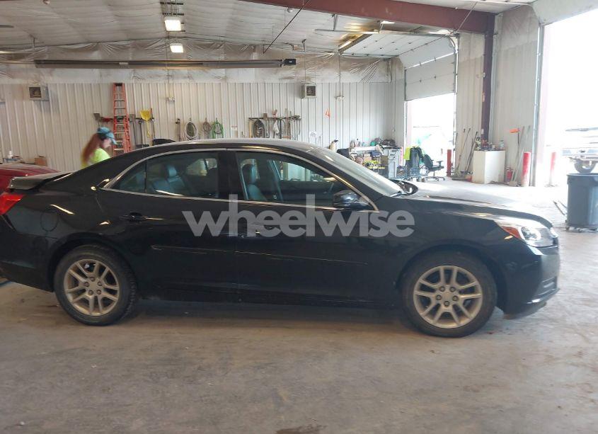 Photo 13 of 2015 Chevrolet Malibu 1LT (VIN 1G11C5SL3FF274453)