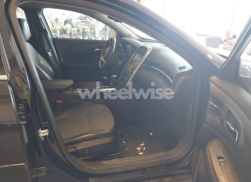 Photo 5 of 2015 Chevrolet Malibu 1LT (VIN 1G11C5SL3FF274453)