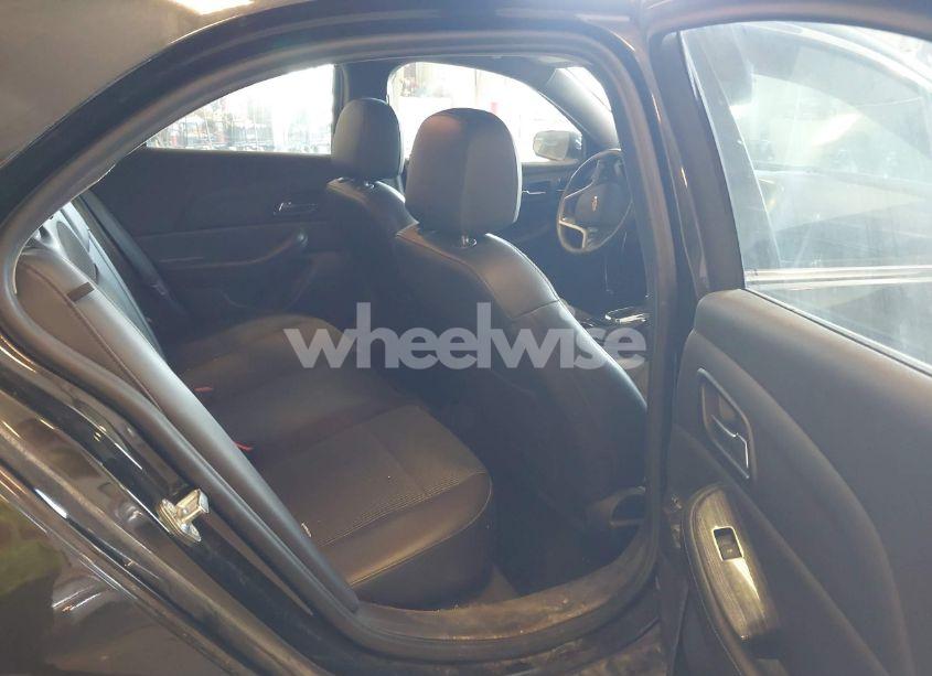 Photo 8 of 2015 Chevrolet Malibu 1LT (VIN 1G11C5SL3FF274453)