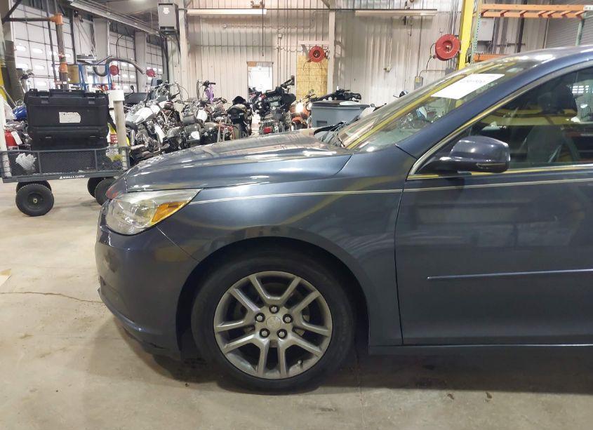Photo 12 of 2015 Chevrolet Malibu 1LT (VIN 1G11C5SL3FF330228)