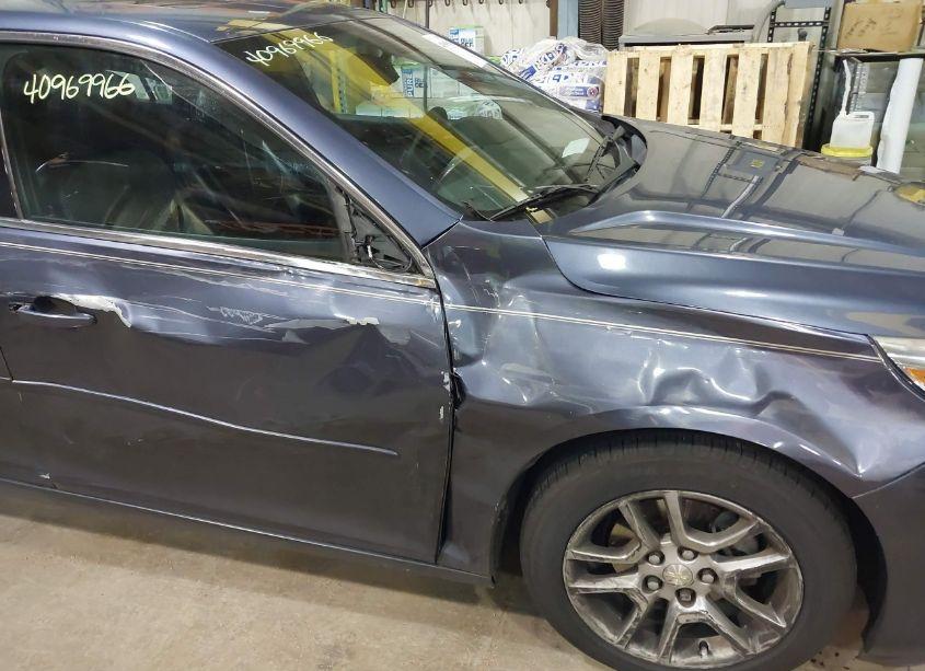 Photo 6 of 2015 Chevrolet Malibu 1LT (VIN 1G11C5SL3FF330228)