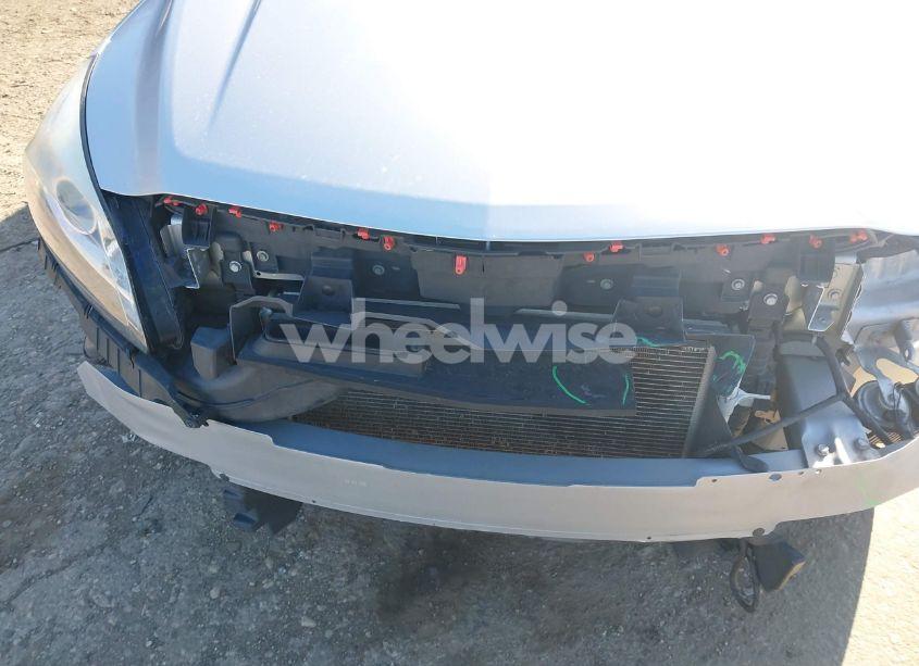 Photo 6 of 2015 Chevrolet Malibu 1LT (VIN 1G11C5SL3FF354450)