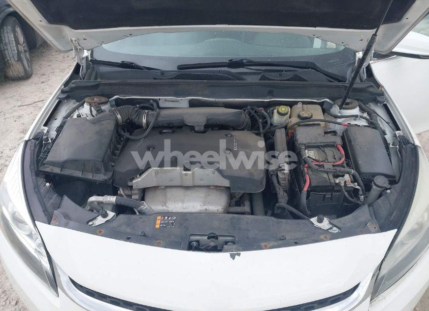 Photo 10 of 2015 Chevrolet Malibu 1LT (VIN 1G11C5SL3FU107103)