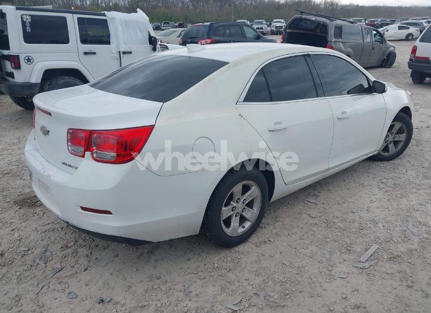 Photo 4 of 2015 Chevrolet Malibu 1LT (VIN 1G11C5SL3FU107103)