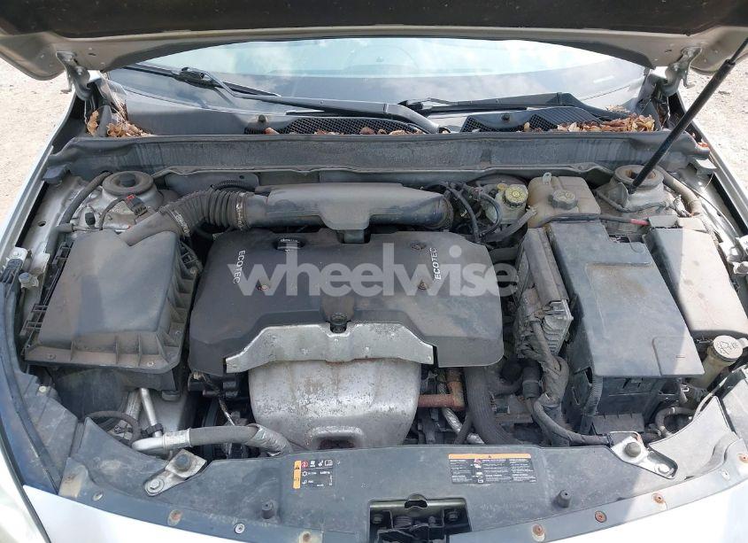 Photo 10 of 2015 Chevrolet Malibu 1LT (VIN 1G11C5SL3FU127044)