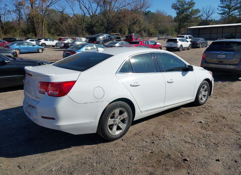 Photo 4 of 2014 Chevrolet Malibu 1LT (VIN 1G11C5SL4EF174635)