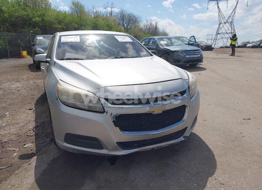 Photo 6 of 2014 Chevrolet Malibu 1LT (VIN 1G11C5SL4EF195159)