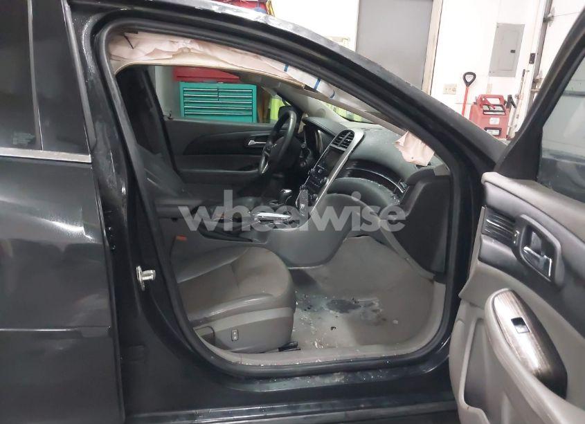 Photo 5 of 2014 Chevrolet Malibu 1LT (VIN 1G11C5SL4EF212252)