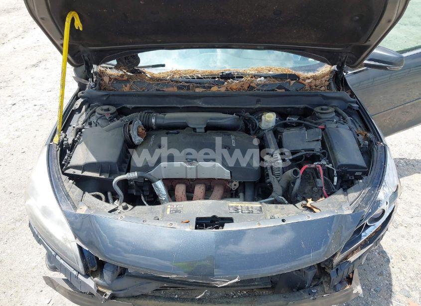 Photo 10 of 2014 Chevrolet Malibu 1LT (VIN 1G11C5SL4EF219993)
