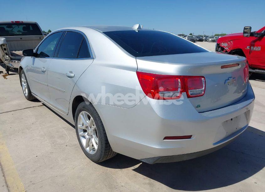 Photo 3 of 2014 Chevrolet Malibu 1LT (VIN 1G11C5SL4EF296430)