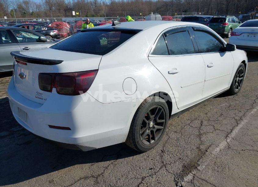 Photo 4 of 2014 Chevrolet Malibu 1LT (VIN 1G11C5SL4EF300489)