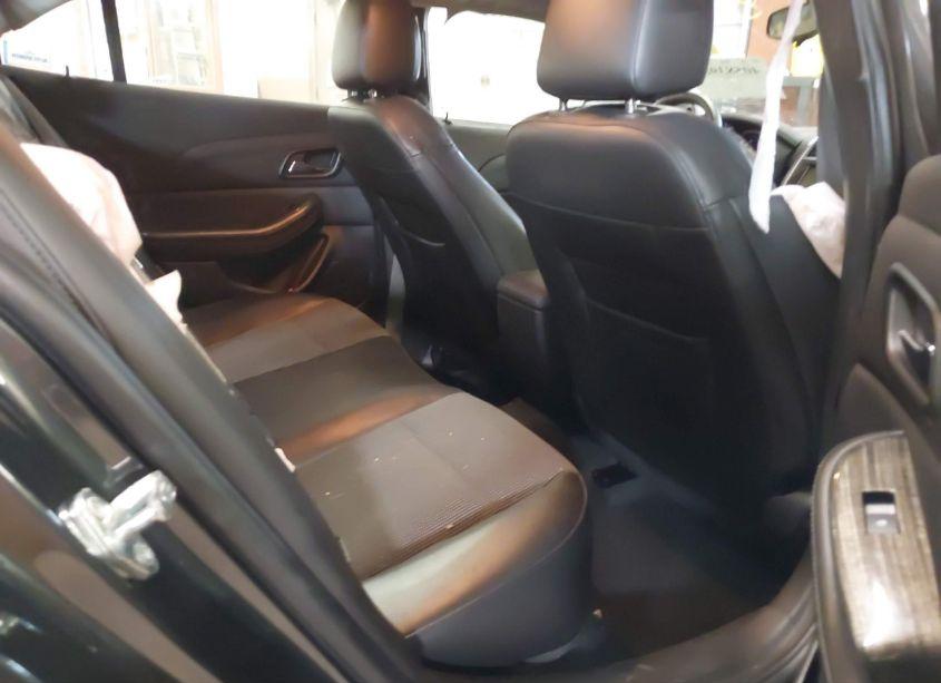Photo 8 of 2015 Chevrolet Malibu 1LT (VIN 1G11C5SL4FF101394)