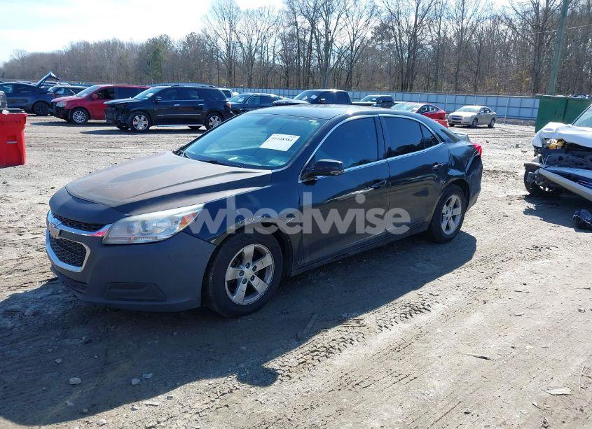 Photo 2 of 2015 Chevrolet Malibu 1LT (VIN 1G11C5SL4FF181733)