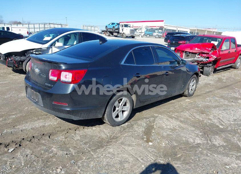 Photo 4 of 2015 Chevrolet Malibu 1LT (VIN 1G11C5SL4FF181733)