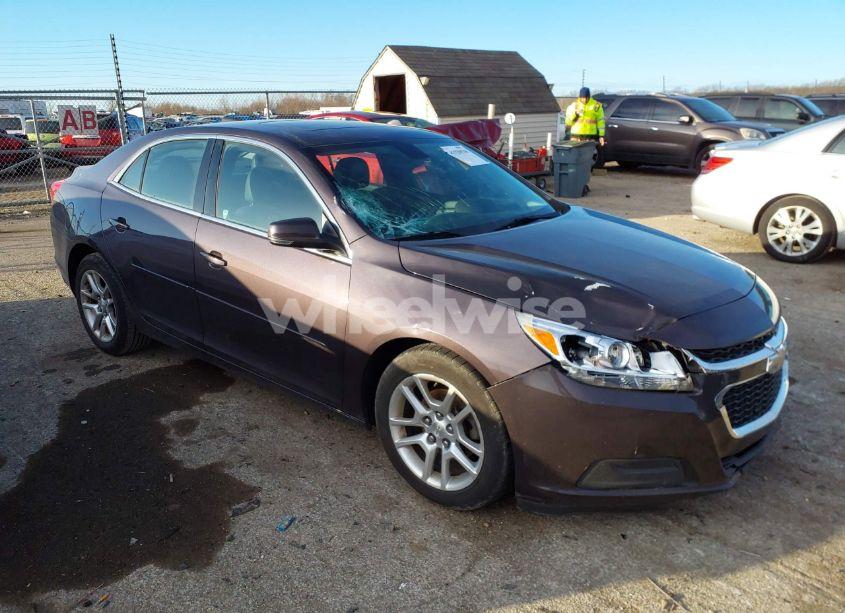 2015 Chevrolet Malibu 1LT (VIN 1G11C5SL4FF181974) main photo