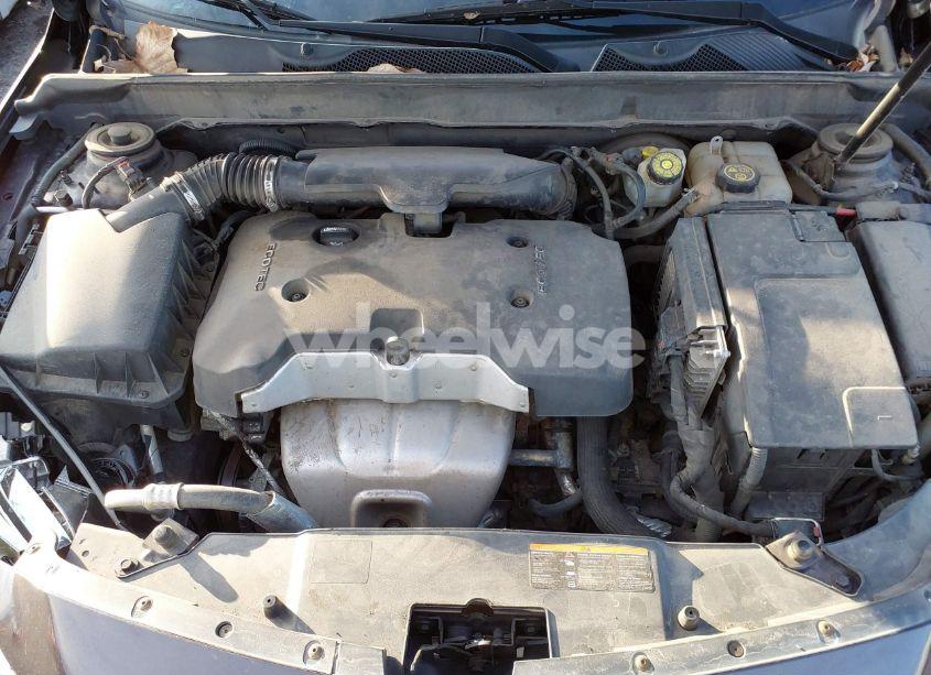 Photo 10 of 2015 Chevrolet Malibu 1LT (VIN 1G11C5SL4FF181974)