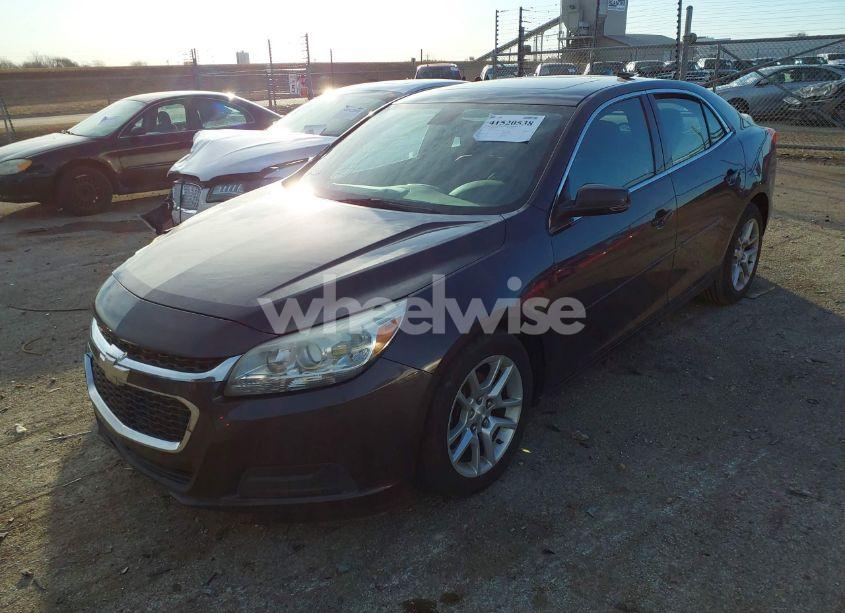 Photo 2 of 2015 Chevrolet Malibu 1LT (VIN 1G11C5SL4FF181974)