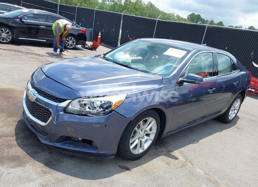 Photo 2 of 2015 Chevrolet Malibu 1LT (VIN 1G11C5SL4FF215282)