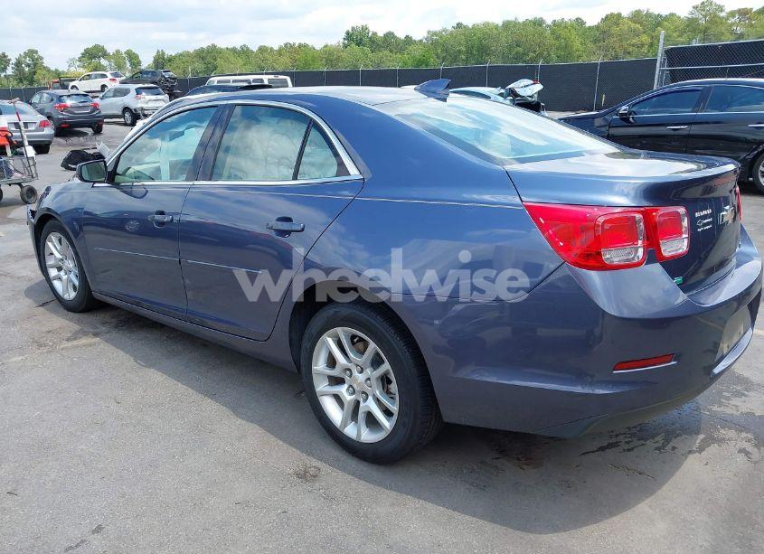 Photo 3 of 2015 Chevrolet Malibu 1LT (VIN 1G11C5SL4FF215282)
