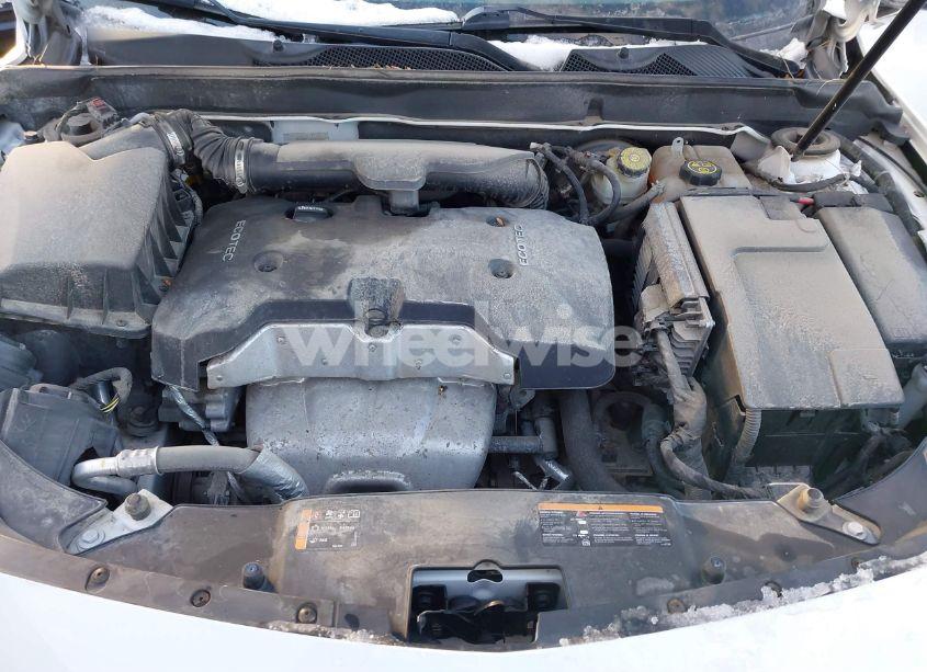 Photo 10 of 2015 Chevrolet Malibu 1LT (VIN 1G11C5SL4FF222278)