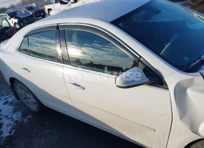 Photo 13 of 2015 Chevrolet Malibu 1LT (VIN 1G11C5SL4FF222278)