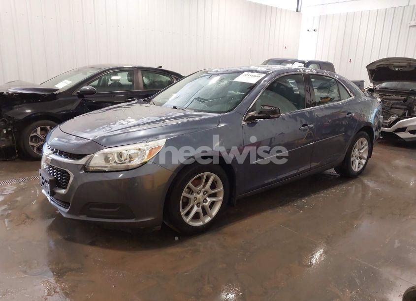 Photo 2 of 2015 Chevrolet Malibu 1LT (VIN 1G11C5SL4FF230302)