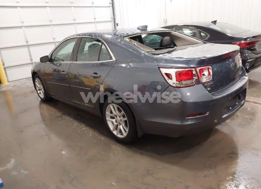 Photo 3 of 2015 Chevrolet Malibu 1LT (VIN 1G11C5SL4FF230302)