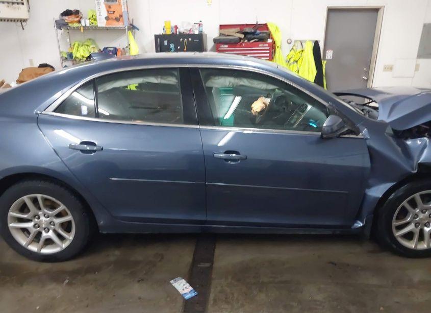 Photo 14 of 2015 Chevrolet Malibu 1LT (VIN 1G11C5SL4FF240215)