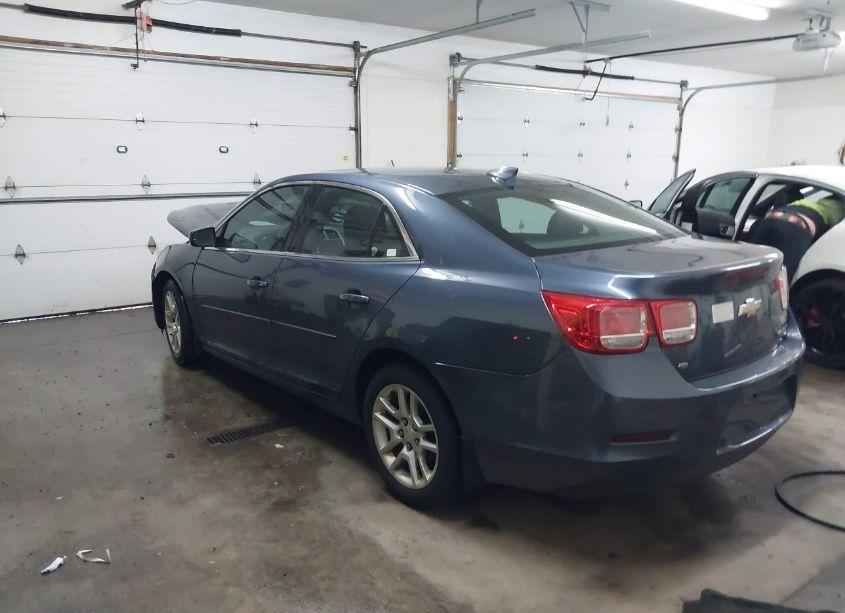 Photo 3 of 2015 Chevrolet Malibu 1LT (VIN 1G11C5SL4FF240215)