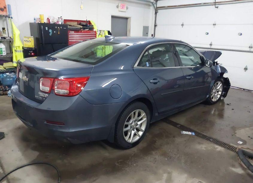 Photo 4 of 2015 Chevrolet Malibu 1LT (VIN 1G11C5SL4FF240215)