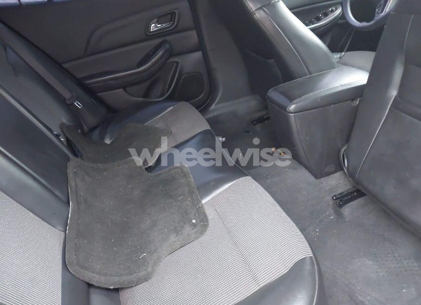 Photo 8 of 2015 Chevrolet Malibu 1LT (VIN 1G11C5SL4FF257001)