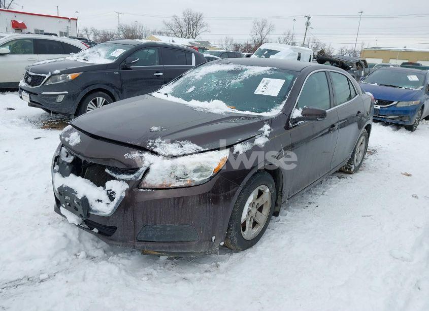 Photo 2 of 2015 Chevrolet Malibu 1LT (VIN 1G11C5SL4FF271450)