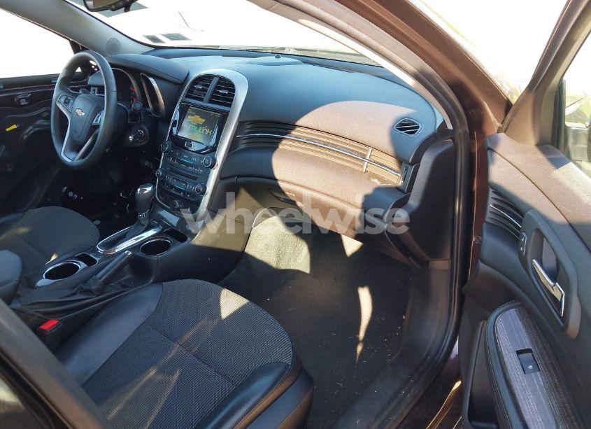 Photo 5 of 2015 Chevrolet Malibu 1LT (VIN 1G11C5SL4FF277829)