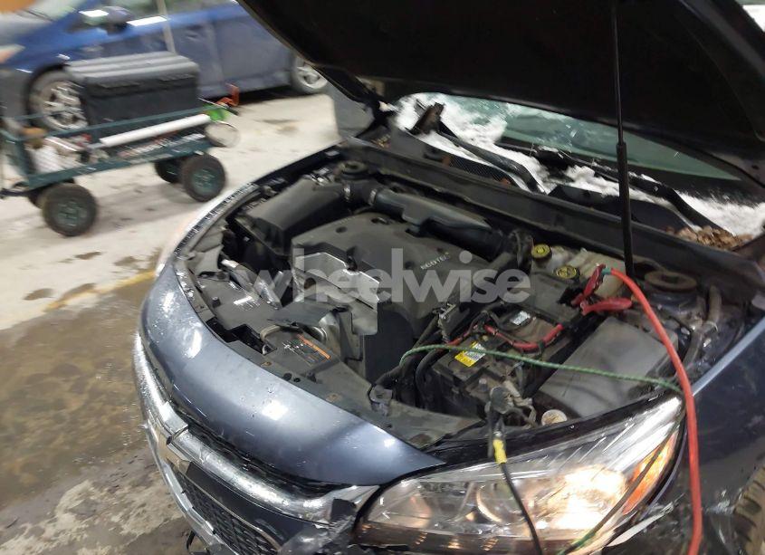 Photo 10 of 2015 Chevrolet Malibu 1LT (VIN 1G11C5SL4FF287082)