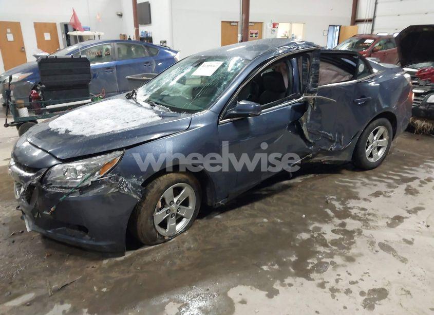 Photo 2 of 2015 Chevrolet Malibu 1LT (VIN 1G11C5SL4FF287082)